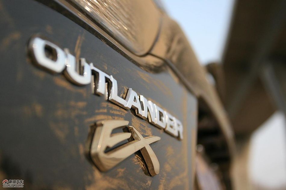 三菱欧蓝德EX劲界2.0运动版外观及细节