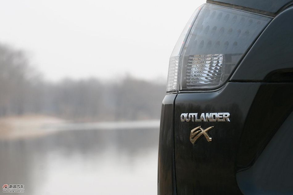 三菱欧蓝德EX劲界2.0运动版外观及细节