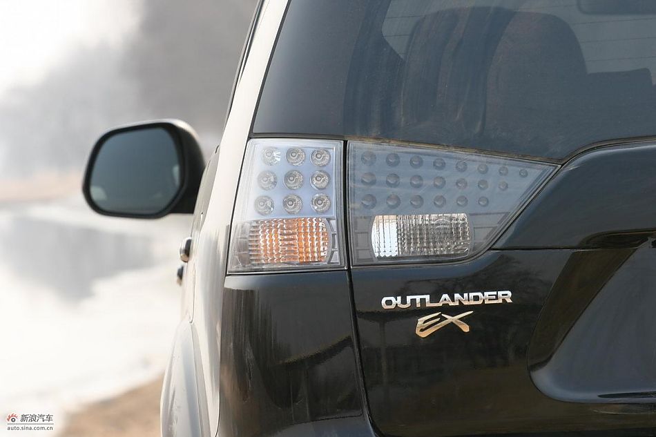 三菱欧蓝德EX劲界2.0运动版外观及细节