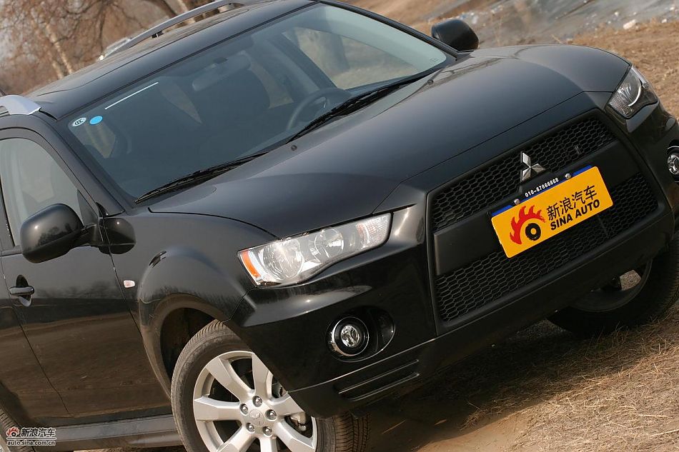 三菱欧蓝德EX劲界2.0运动版外观及细节