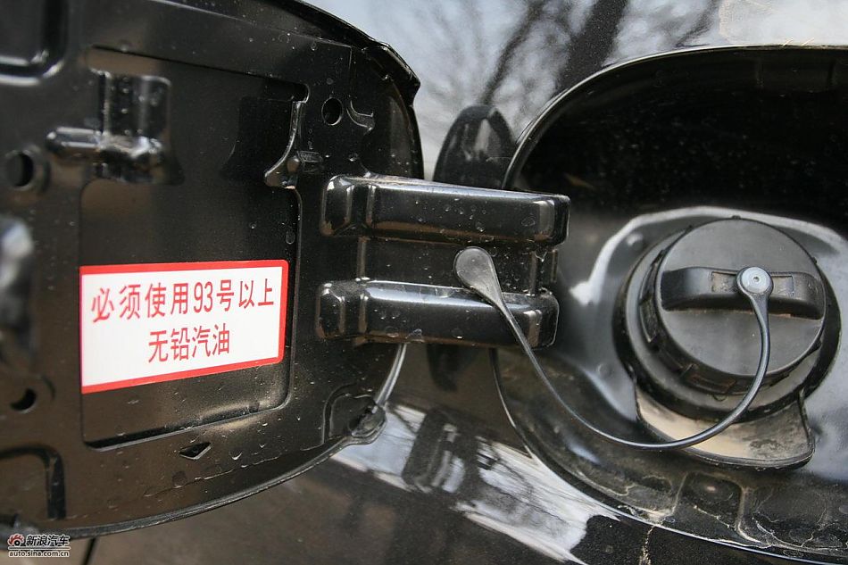 三菱欧蓝德EX劲界2.0运动版外观及细节