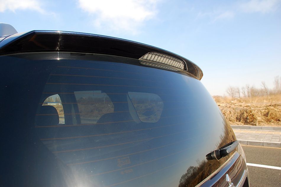 2010款欧蓝德EX3.0精英GT版外观实拍