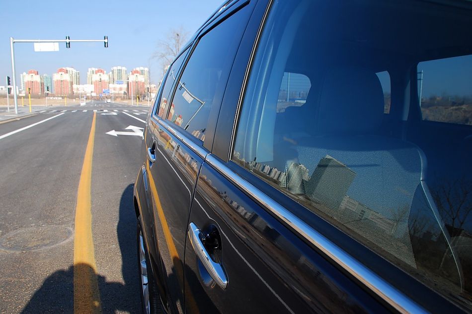 2010款欧蓝德EX3.0精英GT版外观实拍