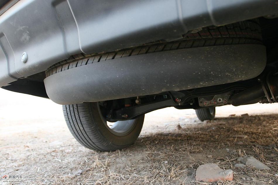 欧蓝德EX劲界2.0运动版发动机与底盘