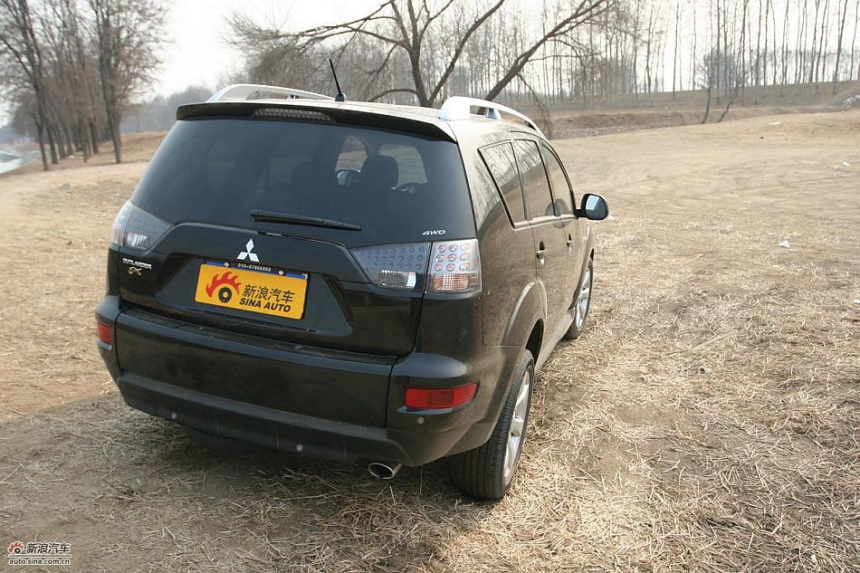 三菱欧蓝德EX劲界2.0运动版四驱体验