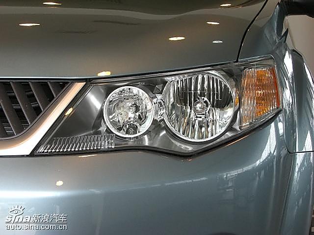 三菱Outlander EX到店实拍图