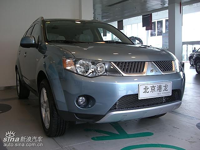 三菱Outlander EX到店实拍图