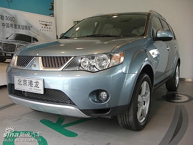 三菱Outlander EX到店实拍图