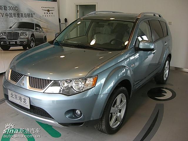 三菱Outlander EX到店实拍图