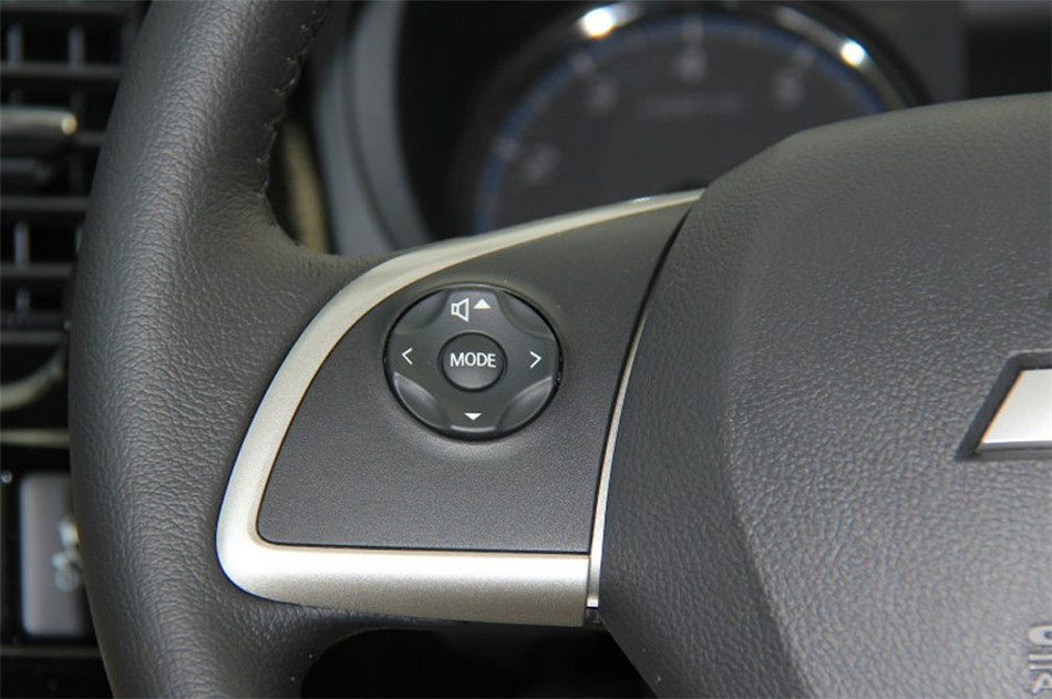 2013款 2.4L CVT 四驱 豪华导航版 7座 内饰