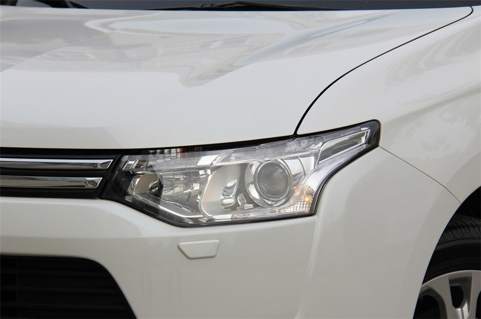 2013款 2.4L CVT 四驱 豪华导航版 7座 其他