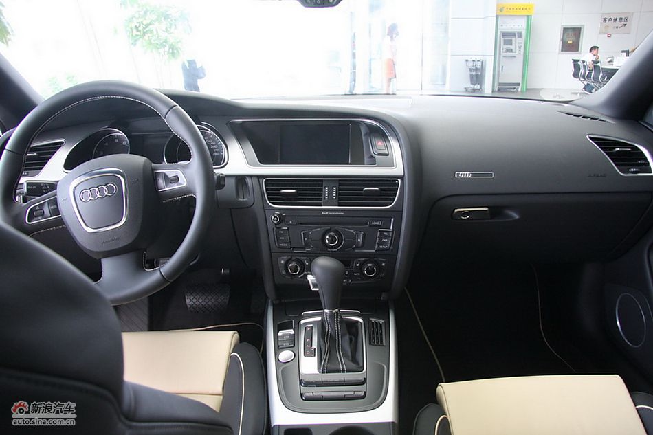 2010µA5Coupé2.0Tа