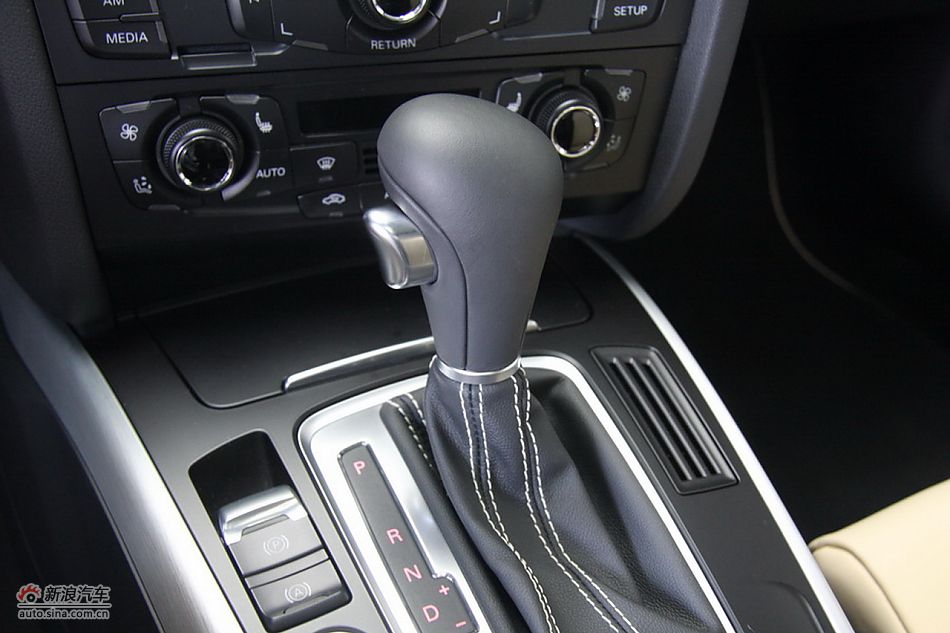 2010µA5Coupé2.0Tа