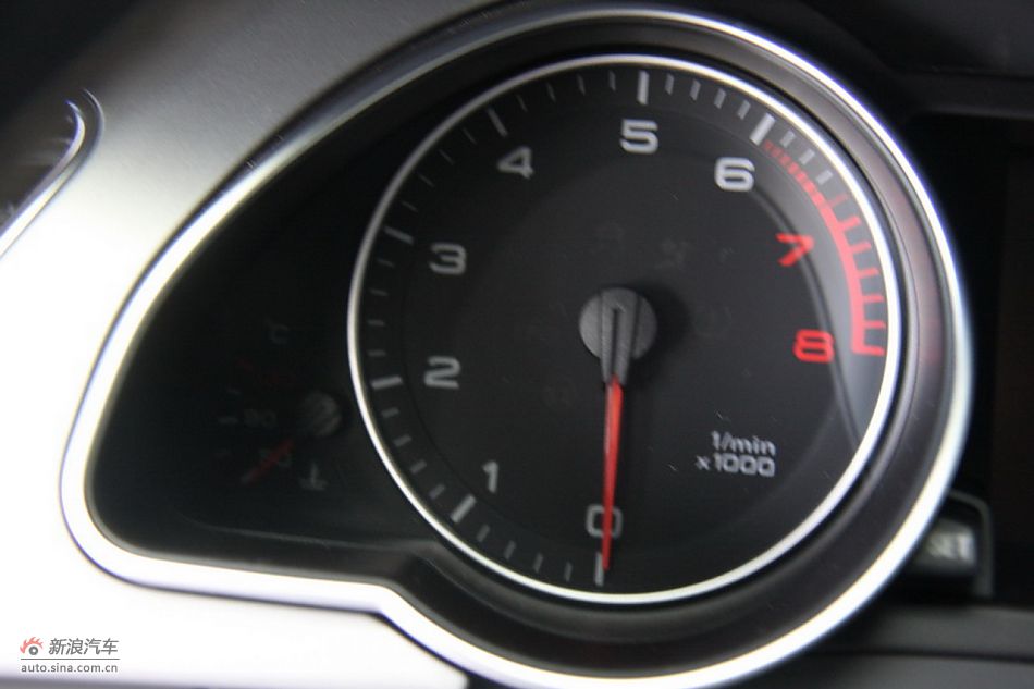 2010µA5Coupé2.0Tа