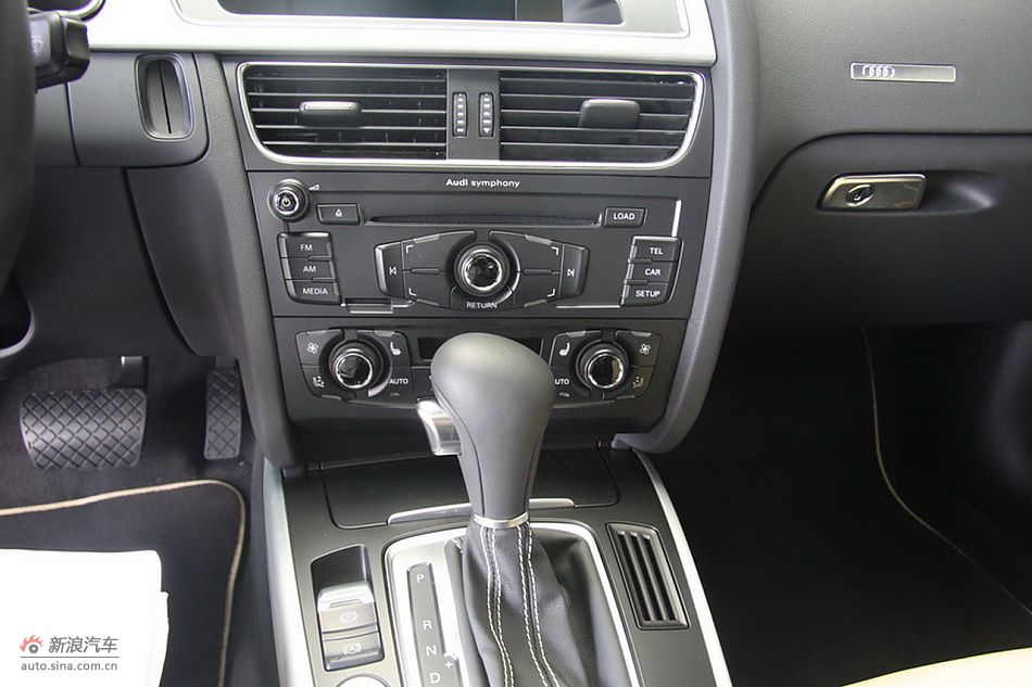 2010µA5Coupé2.0Tа