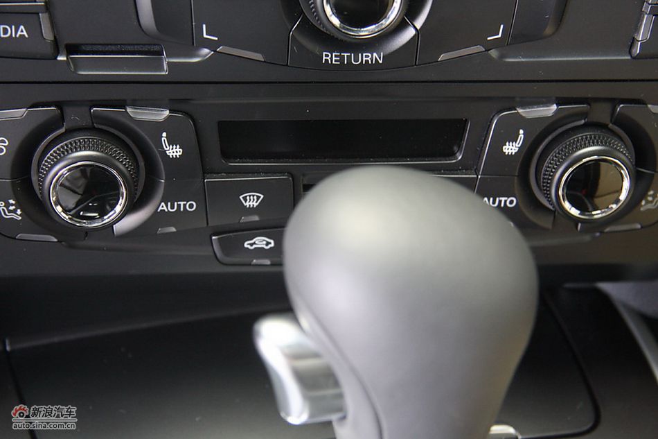 2010µA5Coupé2.0Tа