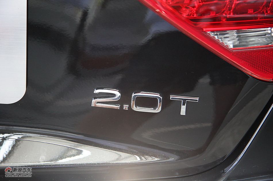 2010µA5 Sportback 2.0T