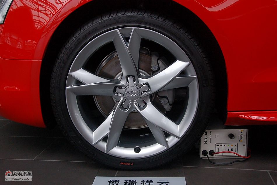 2010µA5Coupé2.0Tа