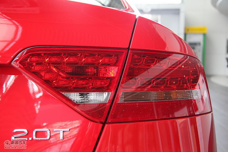 2010µA5Coupé2.0Tа