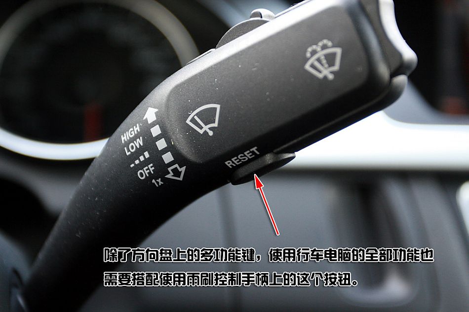 奥迪A5 3.2图片说明书