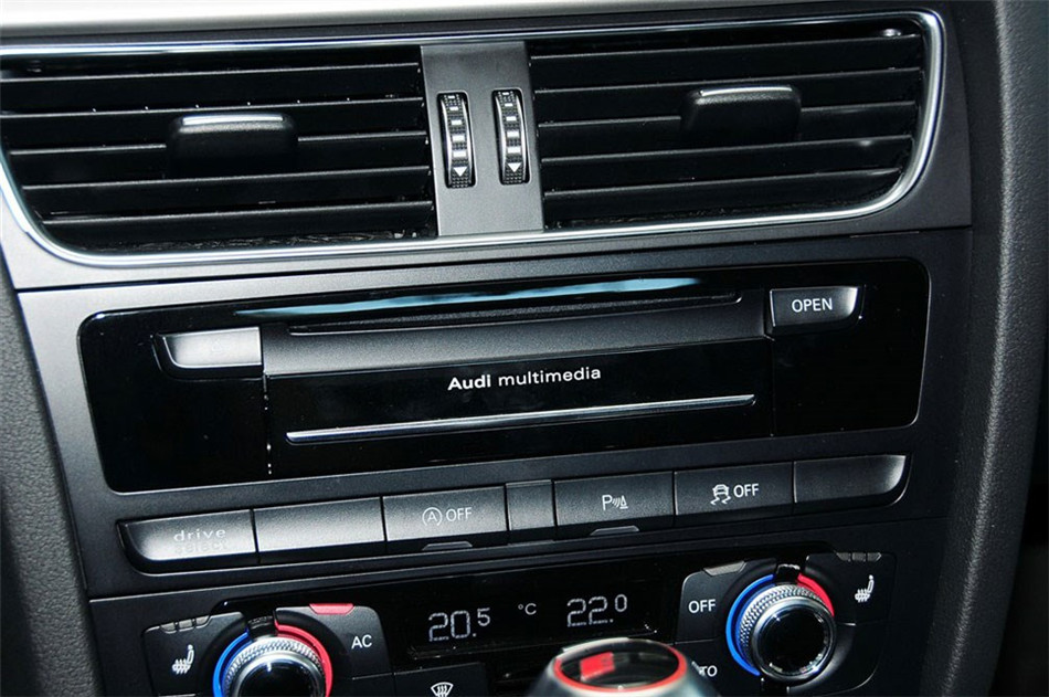 2012款 3.0T 双离合 Sportback 内饰