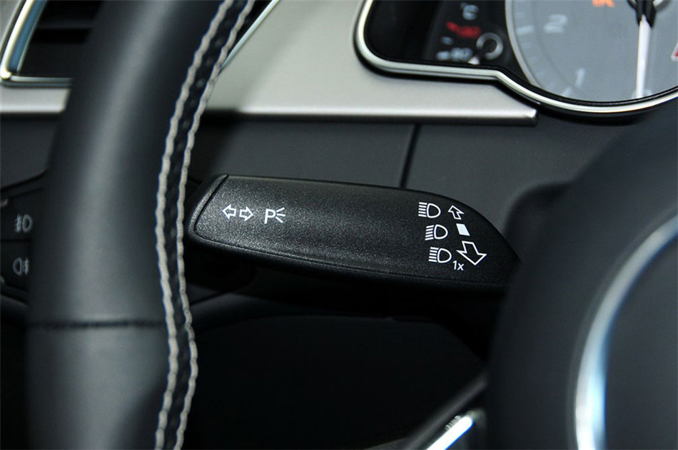 2012款 3.0T 双离合 Sportback 内饰