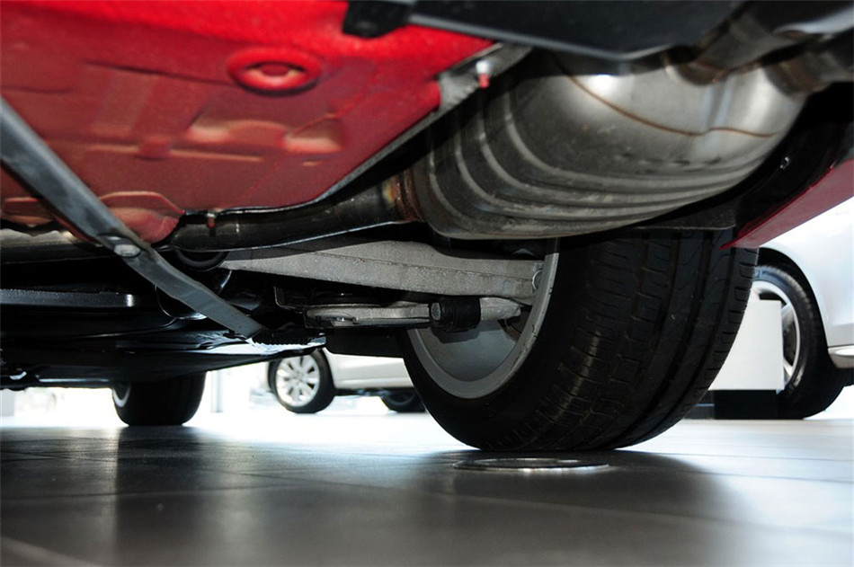 2012款 3.0T 双离合 Sportback 引擎底盘