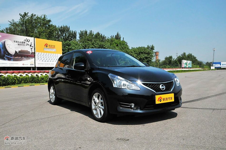 2011款骐达GTS外观