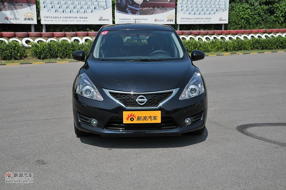 2011款骐达GTS外观