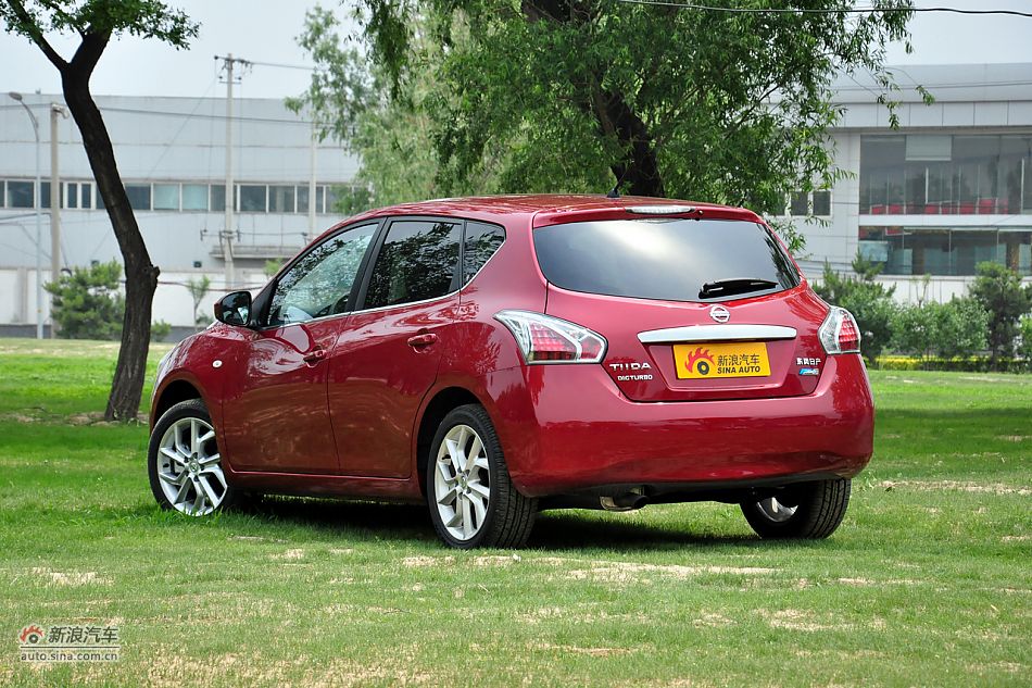 2011款骐达1.6T高清到店实拍