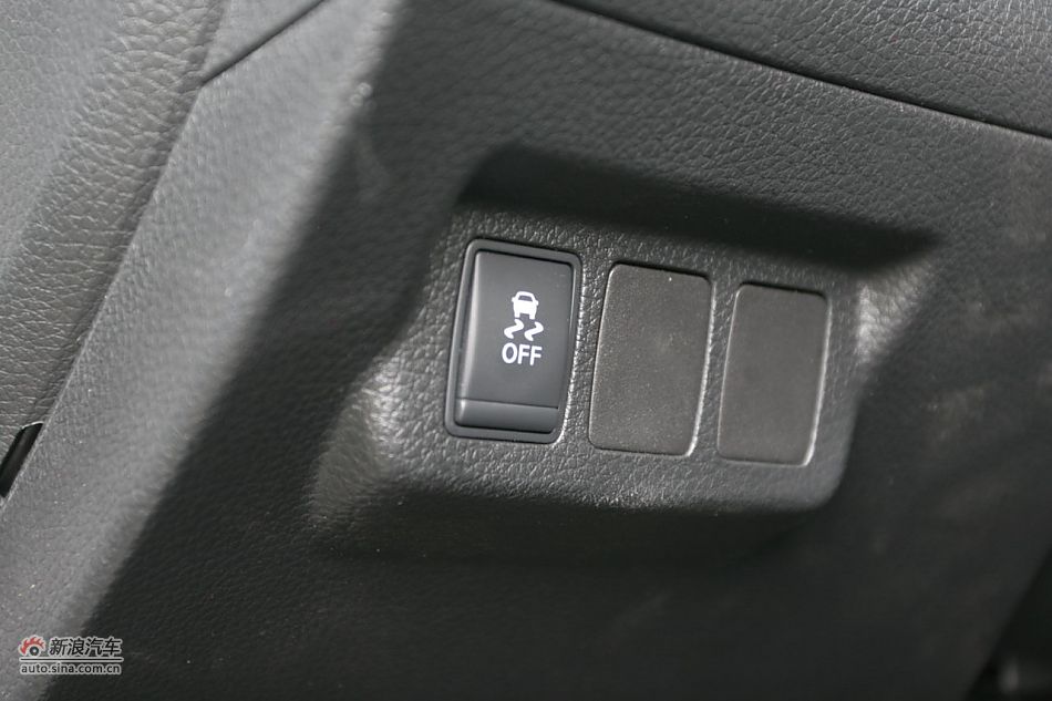 新骐达GTS内饰和功能细节