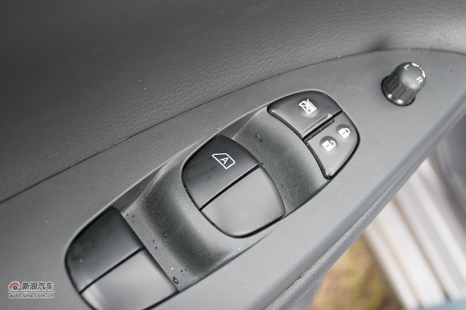 新骐达GTS内饰和功能细节