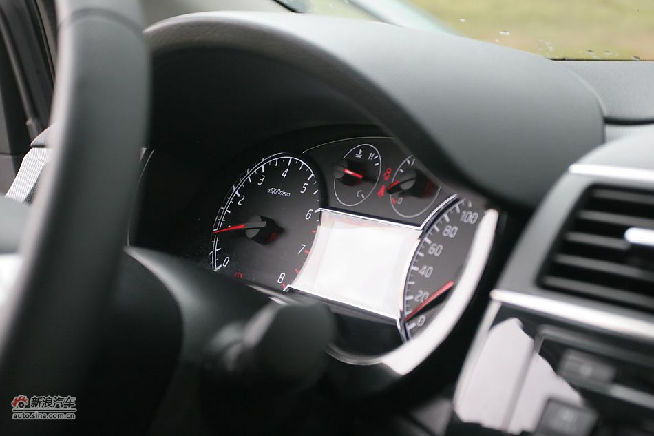 新骐达GTS内饰和功能细节