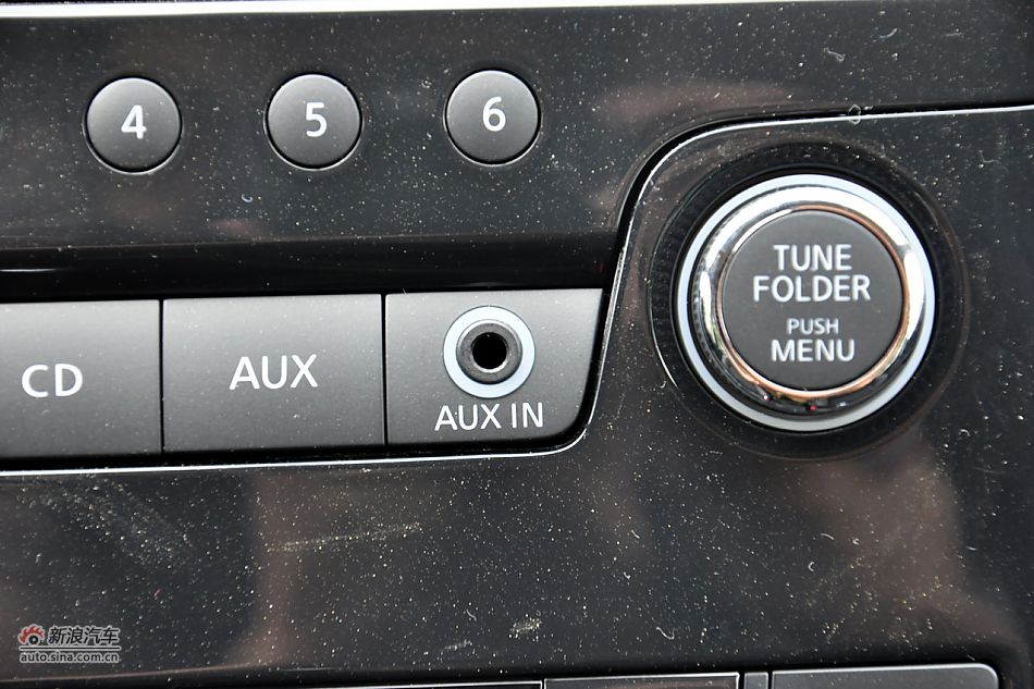 2011款骐达1.6T高清到店实拍