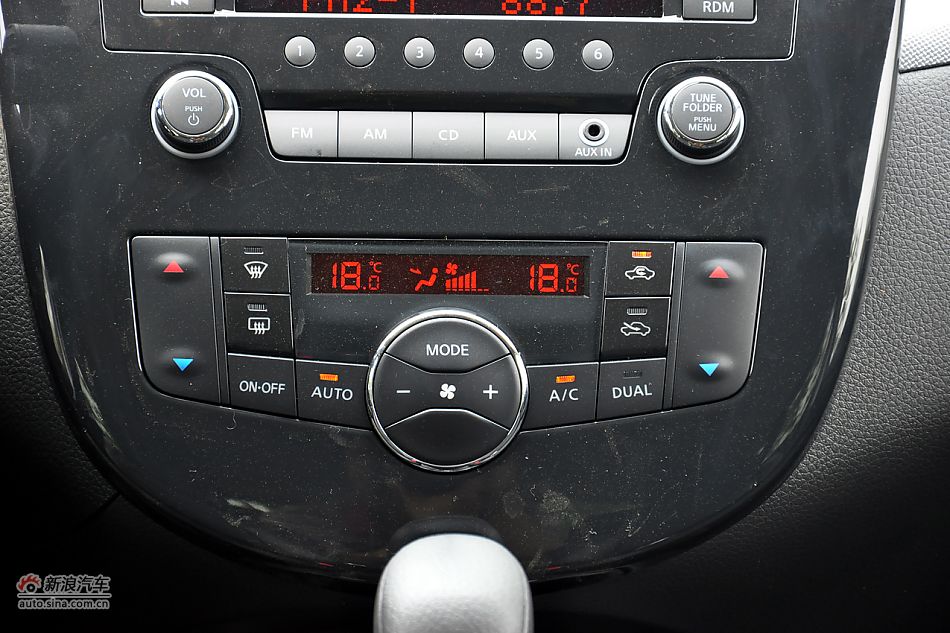 2011款骐达1.6T高清到店实拍