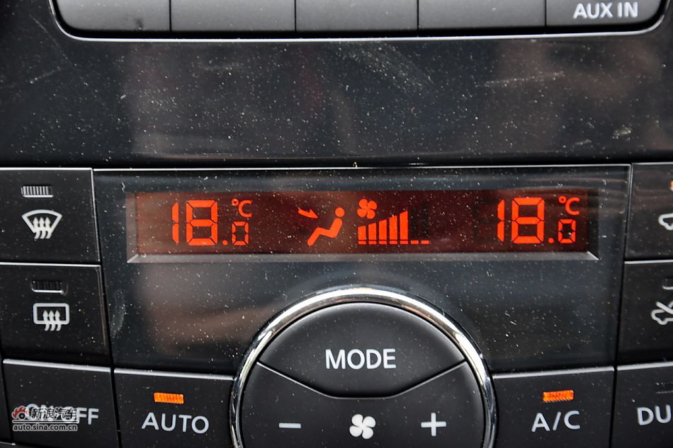 2011款骐达1.6T高清到店实拍