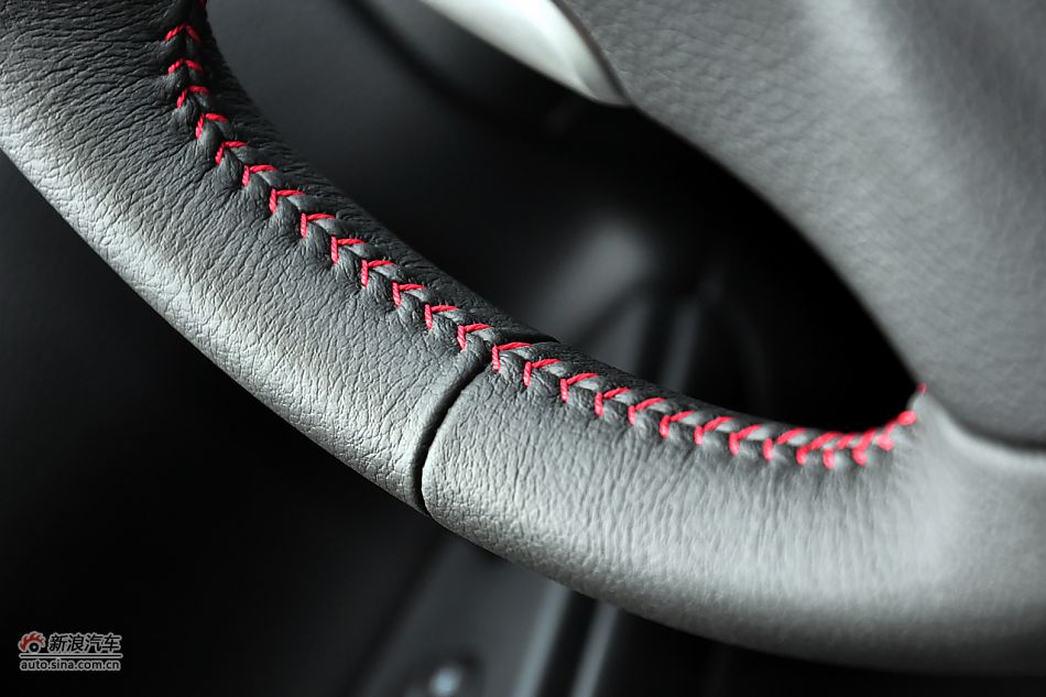 2011款骐达1.6T高清到店实拍