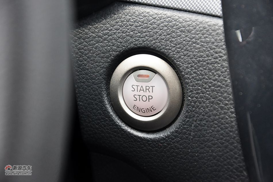 2011款骐达1.6T高清到店实拍