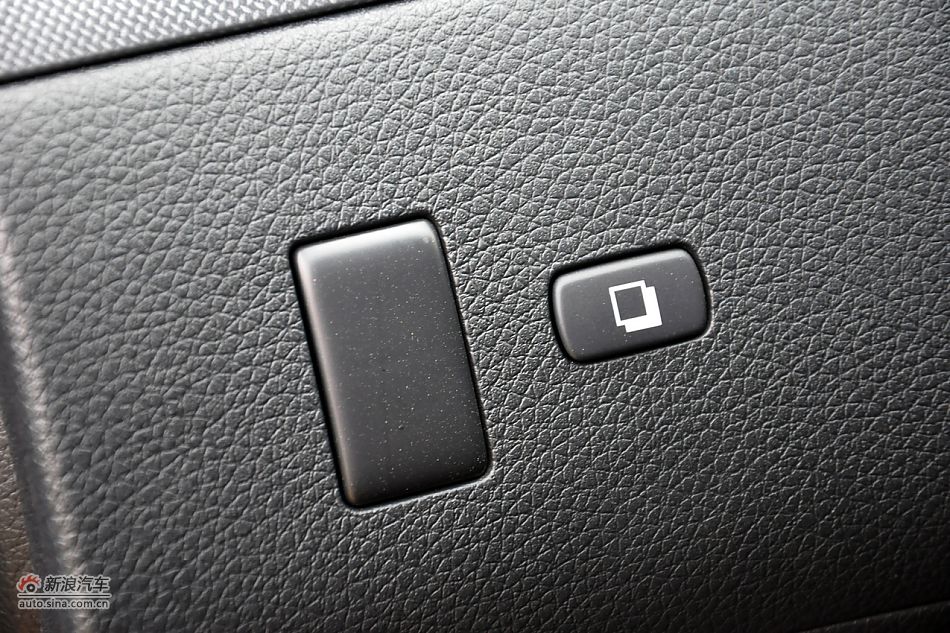 2011款骐达1.6T高清到店实拍