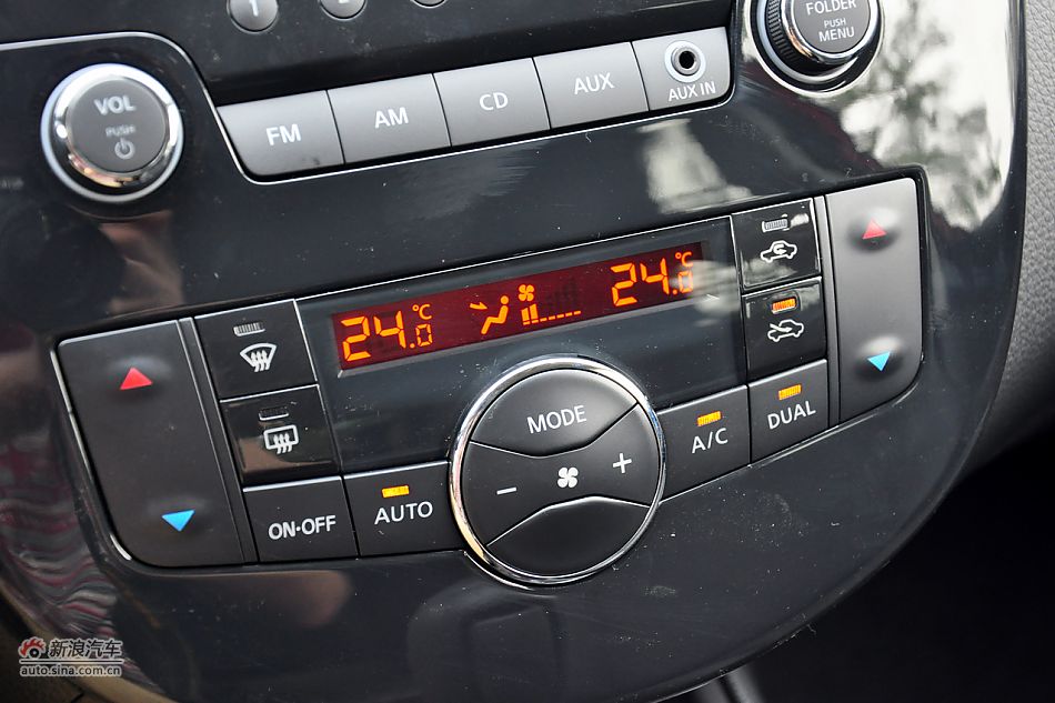 2011款骐达1.6T高清到店实拍