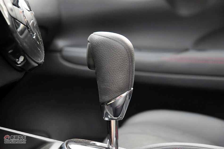 2011款骐达1.6T高清到店实拍