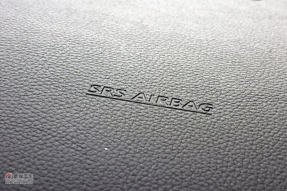 2011款骐达1.6T高清到店实拍