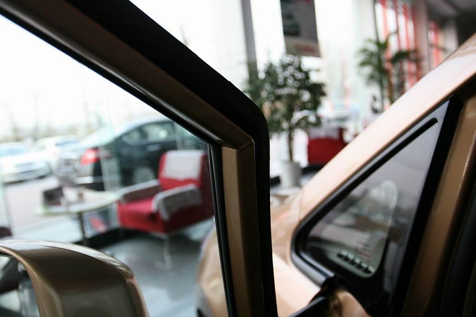 骐达内饰实拍图片