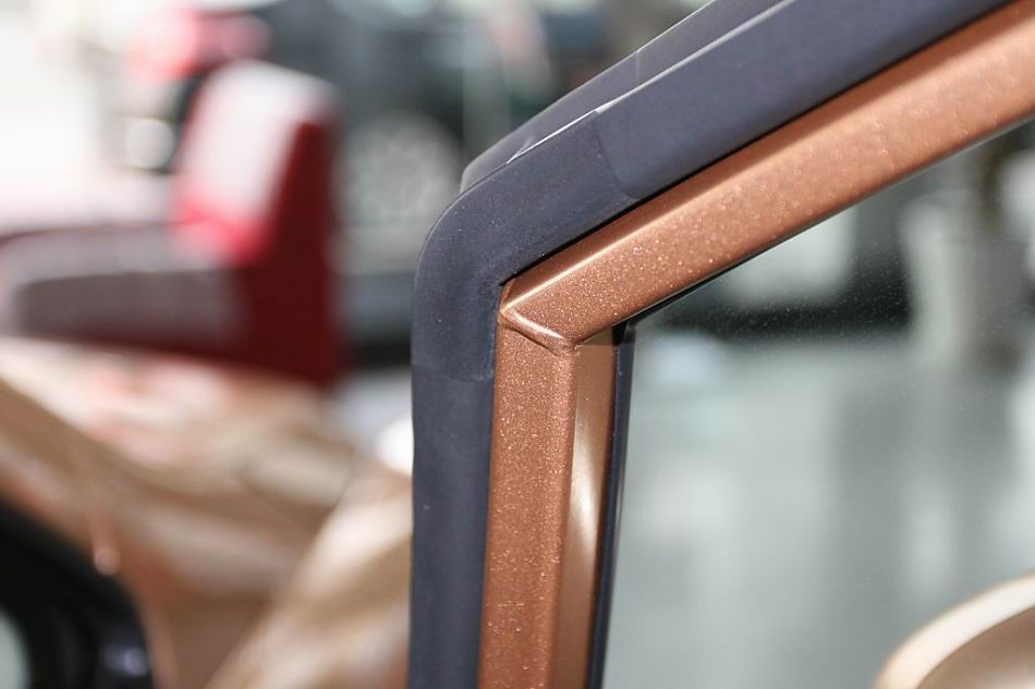 骐达内饰实拍图片