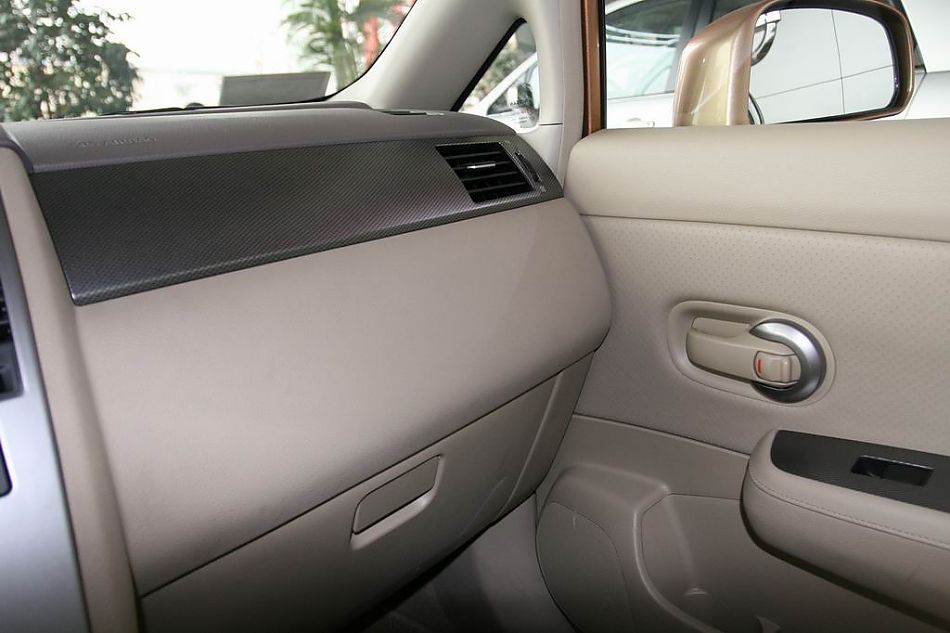 骐达内饰实拍图片