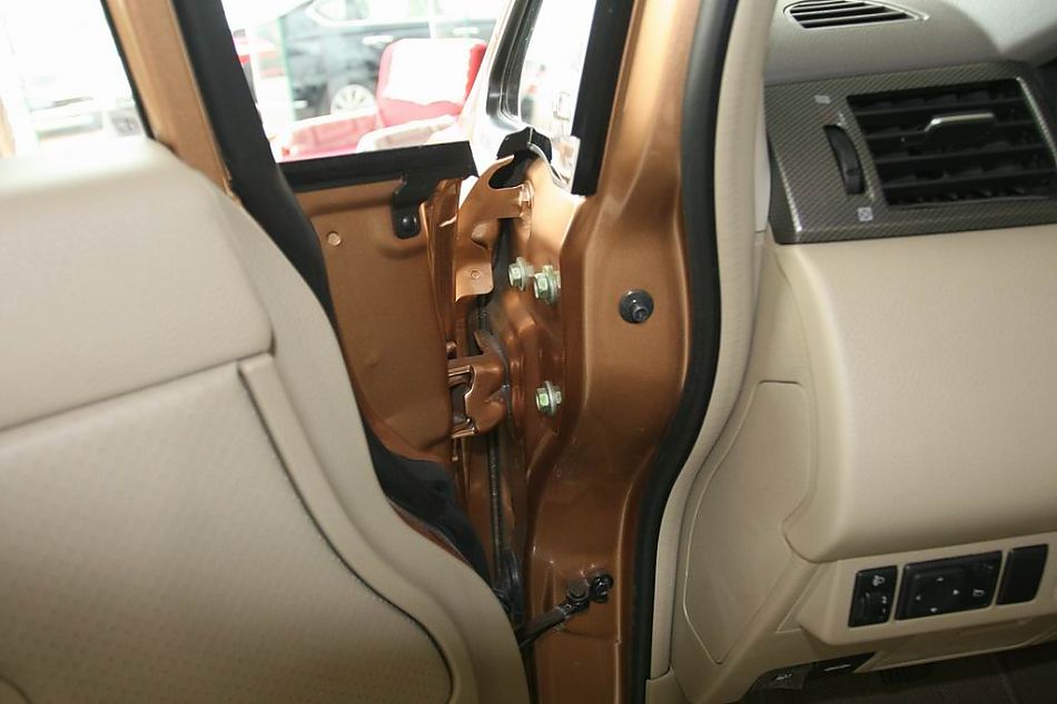 骐达内饰实拍图片