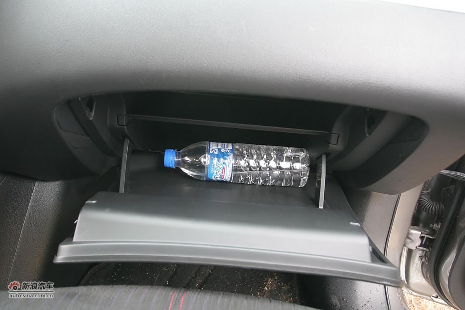 新骐达GTS座椅和空间