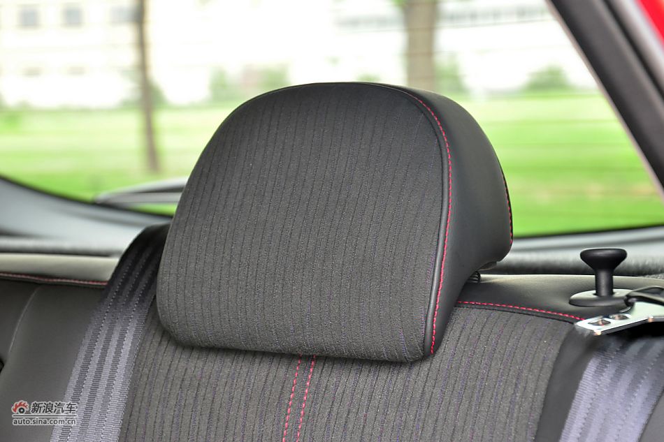 2011款骐达1.6T高清到店实拍