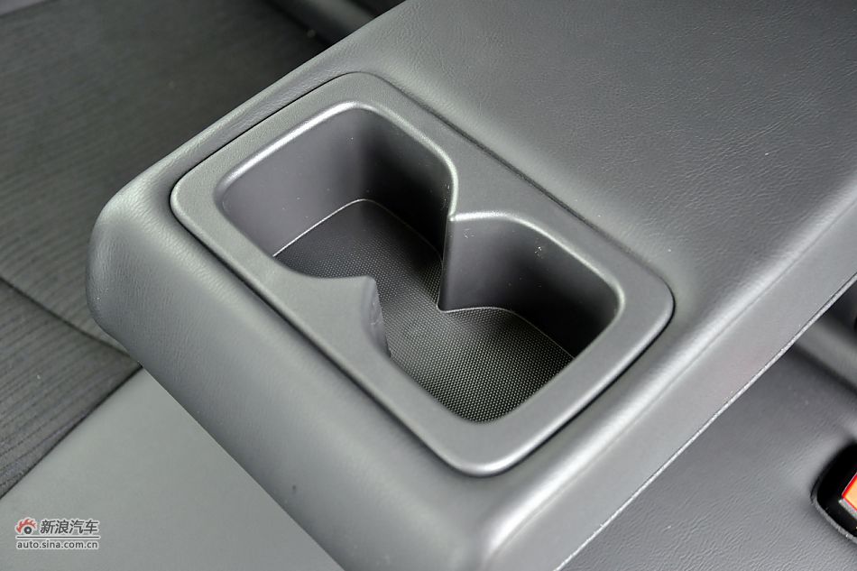 2011款骐达1.6T高清到店实拍