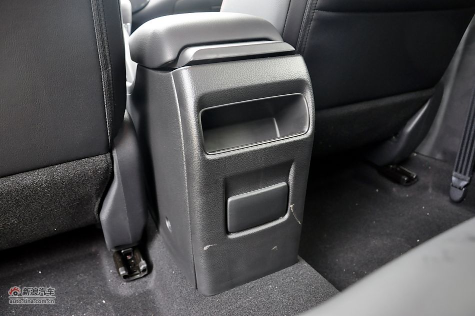 2011款骐达1.6T高清到店实拍